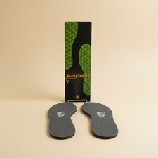 Nikken Magstrides Magnetic EQL FIR Insoles Trim to Fit Size 40-44 Medium M NEW