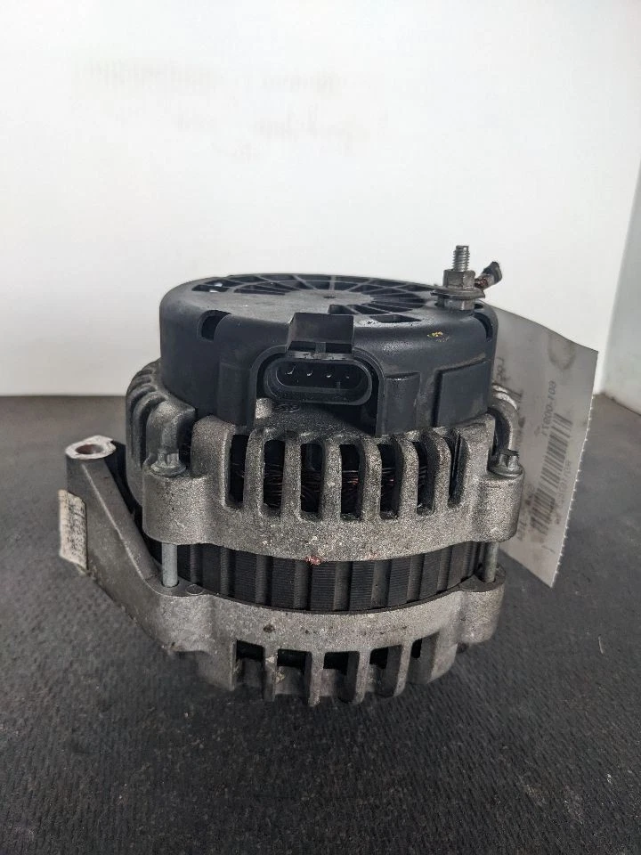 Alternador 105 Amp Opt K68 Se Adapta 02-05 SIERRA 1500 PICKUP 1167823 Foto 2 de 4