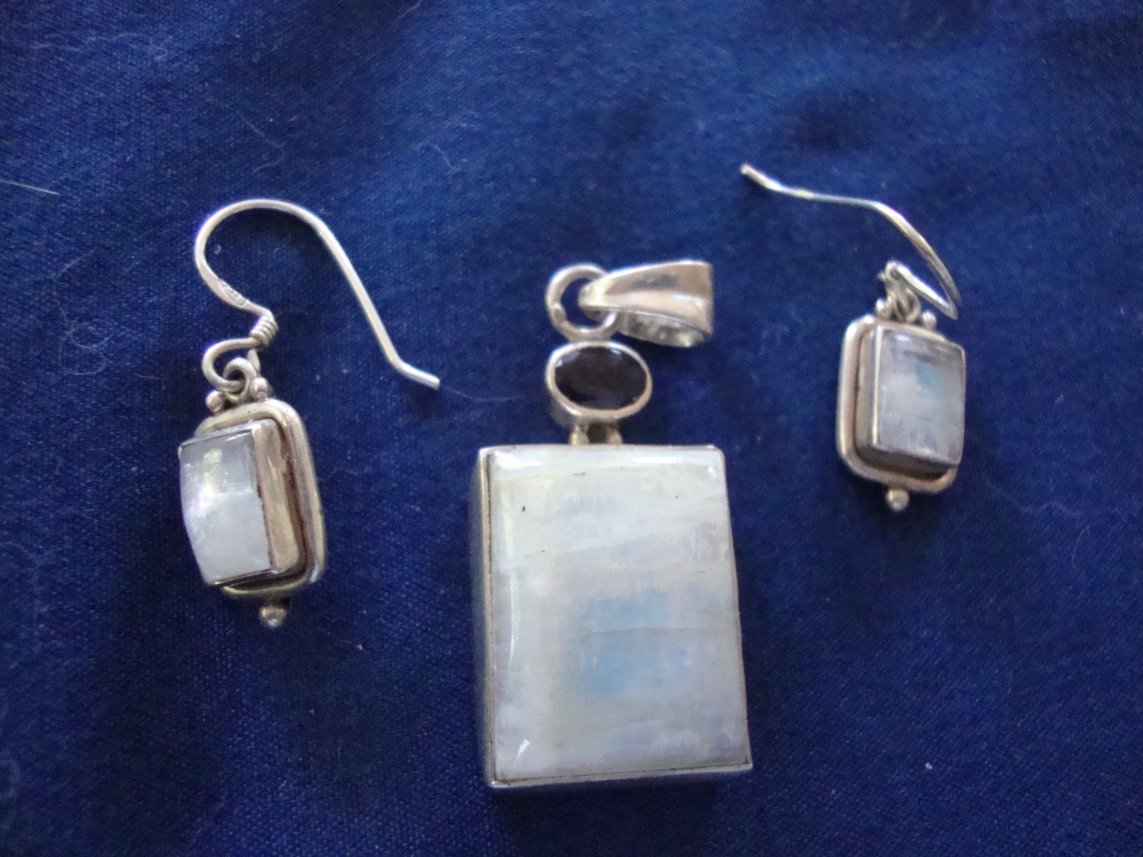 Rainbow Moonstone Solid 925 Sterling Silver Penda… - image 1