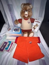 1985 teddy ruxpin working W/4 Tapes And 9 Books