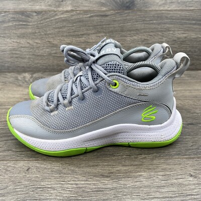 Under Armour Steph Curry 3Z5 Youth Shoe size Y Gray Green