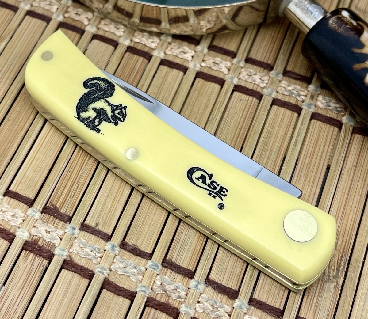 Case XX USA Smooth Yellow Squirrel Stainless Sod Buster Jr Pocket