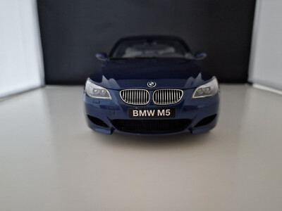 1:18 KYOSHO BMW M5 E60 INTERLAGOSBLAU OVP | eBay.de