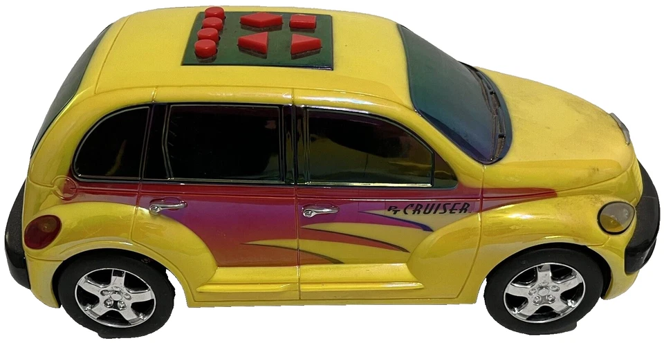 Chrysler PT CRUISER 2001 Amarillo Juguete State Road Ripper Sonidos Ruidos PROBADO FUNCIONA Foto 2 de 4