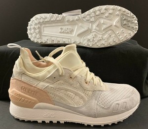 light pink asics