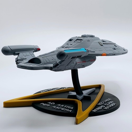 Star Trek Voyager 3D Printed Model -- 14" Detailed Collector's Replica Display - Picture 6 of 10