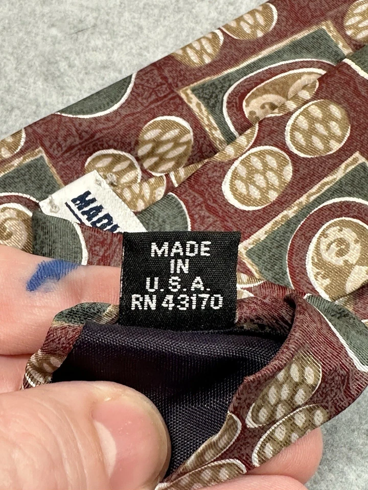 Madison & Rhodes Necktie Silk Red Geometric Print Made In USA 4 in Wide - Image 4 of 4