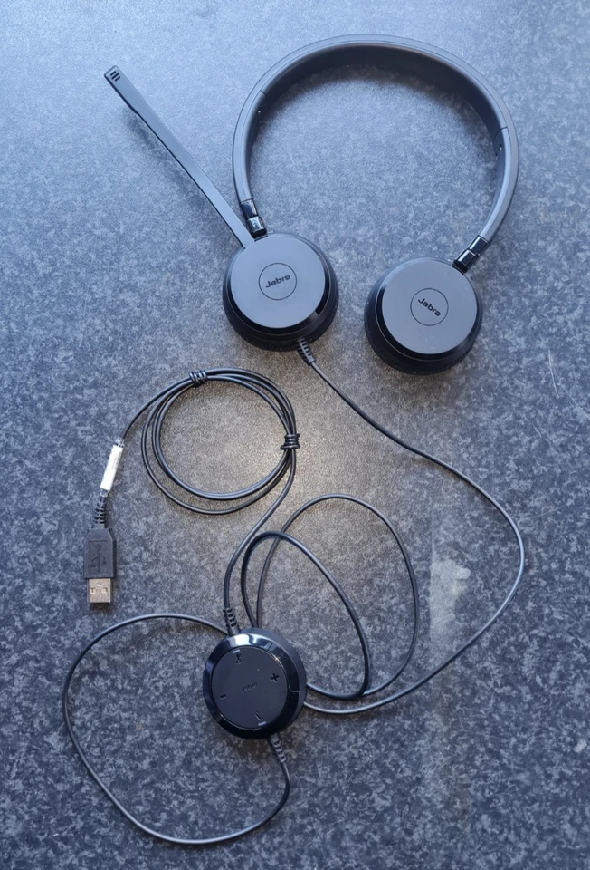 Jabra USB Wired Headset HSC016 Certified for Microsoft Teams - Image 2 of 4
