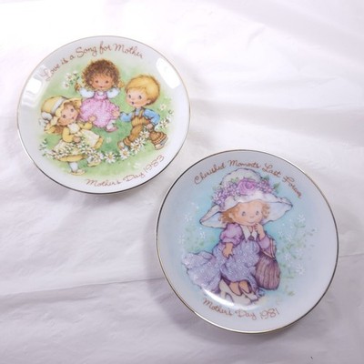 Vintage 80s Avon Mothers Day 5 inch Mini Collector Plates