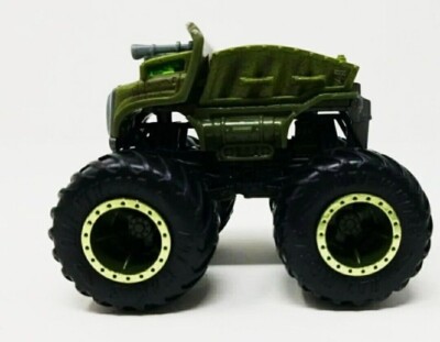 Hot Wheels Monster Trucks Jurassic World Triceratops 1:64 Metal