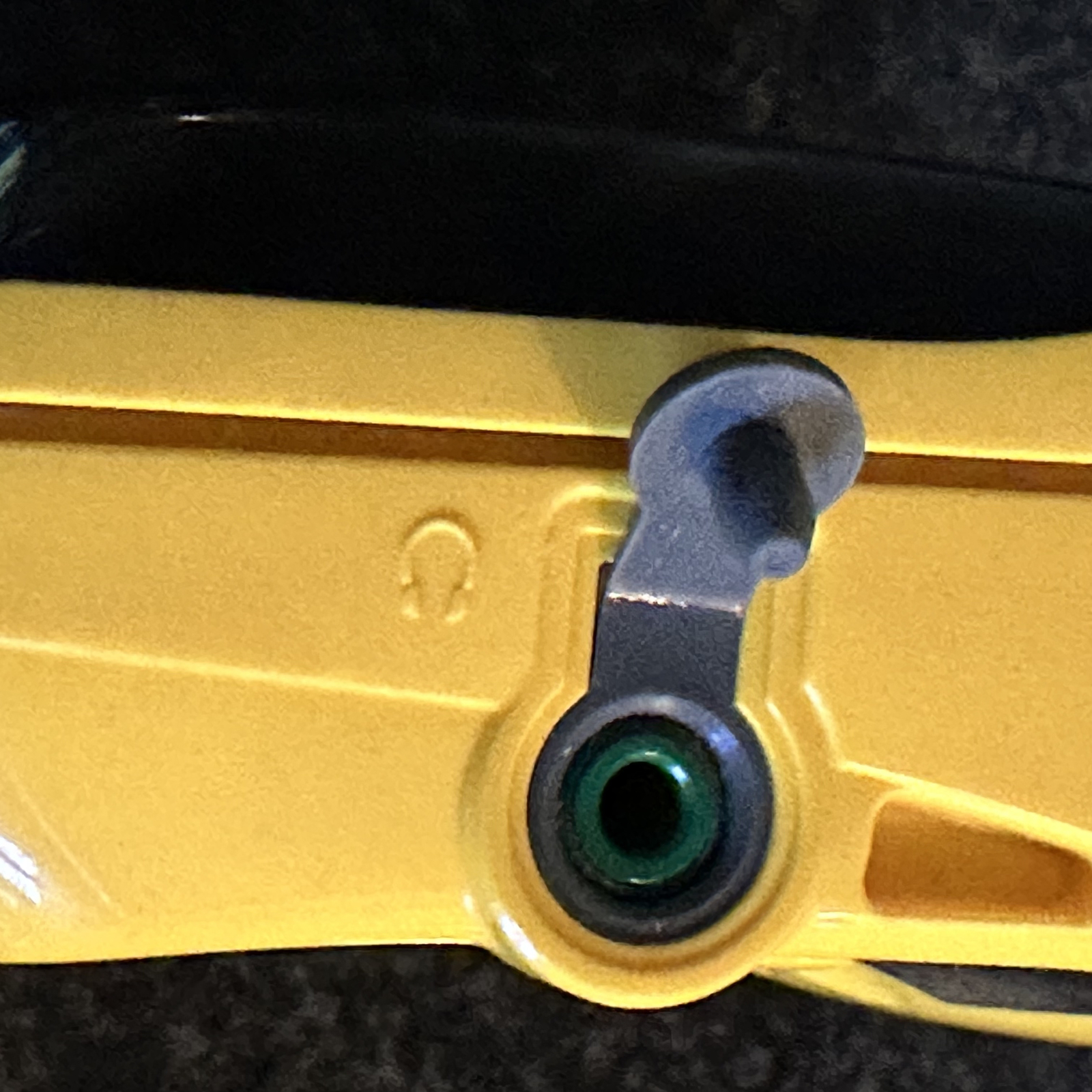 Sony WALKMAN Sports WM-FS111 Portable AM/FM Radio Cassette Player Mega Bass Vtg*