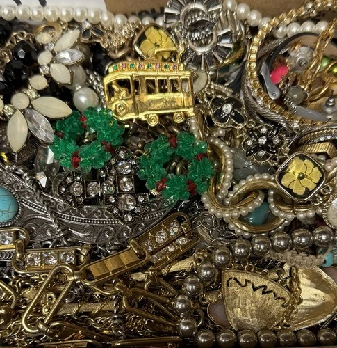 Vintage & Modern Some Signed Costume Jewelry Lot Full Small Priority Box # 81