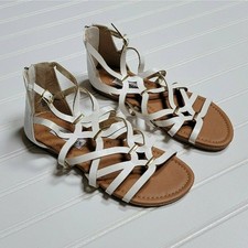 NWOT Steve Madden Girls White Strappy Sandals Size 3 Big Kids