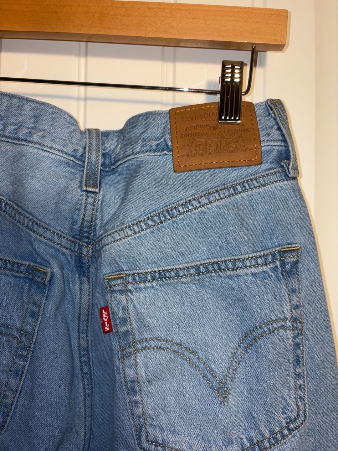 Levi's High Loose Taper Women's Light Wash Denim Jeans, photo 6