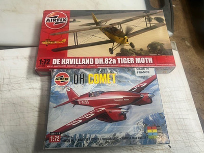 Lot of Two Golden Age Craft...1/72...MINT