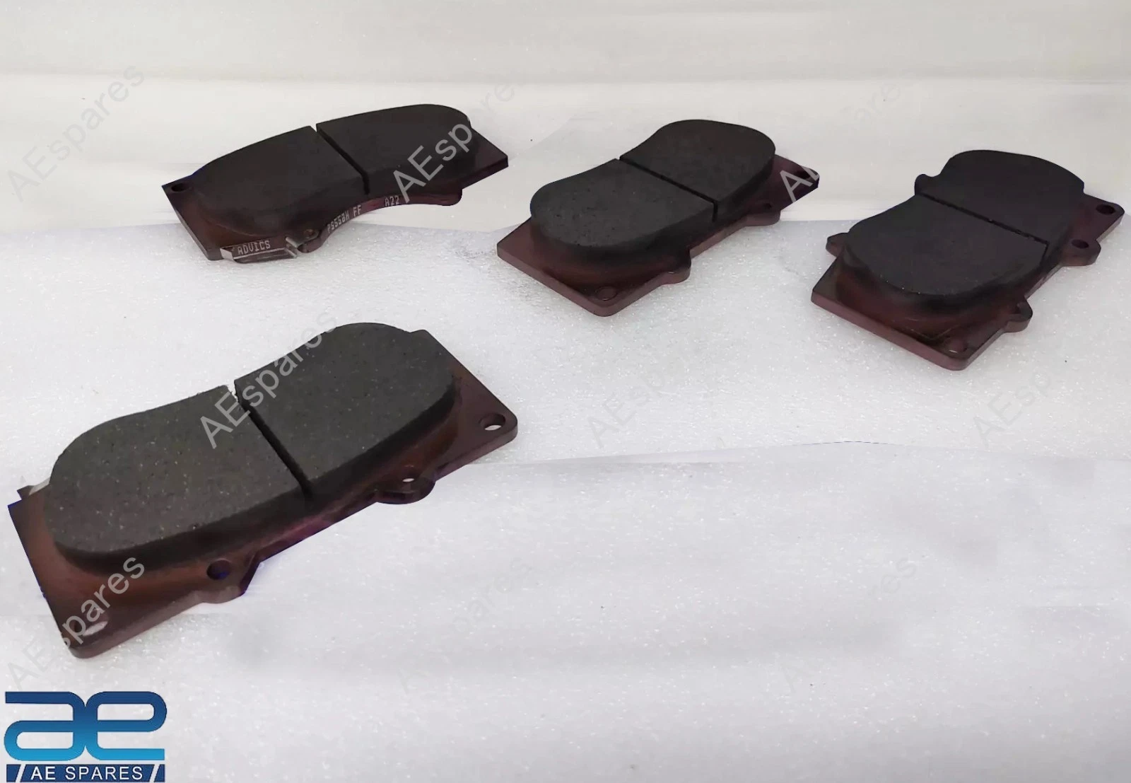 Front Brake Pad Kit for Toyota 4Runner Land Cruiser Prado Tundra 04465-35290