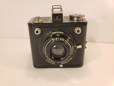 Vtg Small CAMERA BROWNIE FLASH SIX-20 MADE IN U.S.A. BLACK BOX CAMERA Untested