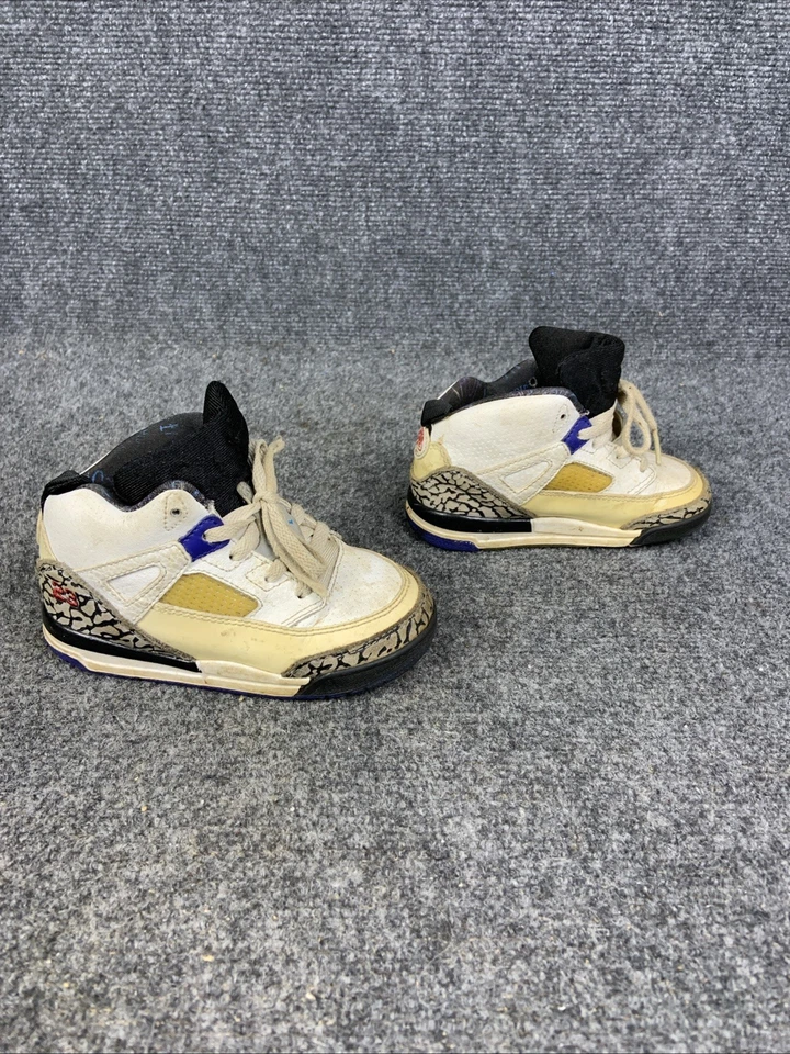 Zapatos para niños pequeños Nike Air Jordan talla 8c 317701-102 Spizikes Foto 4 de 4
