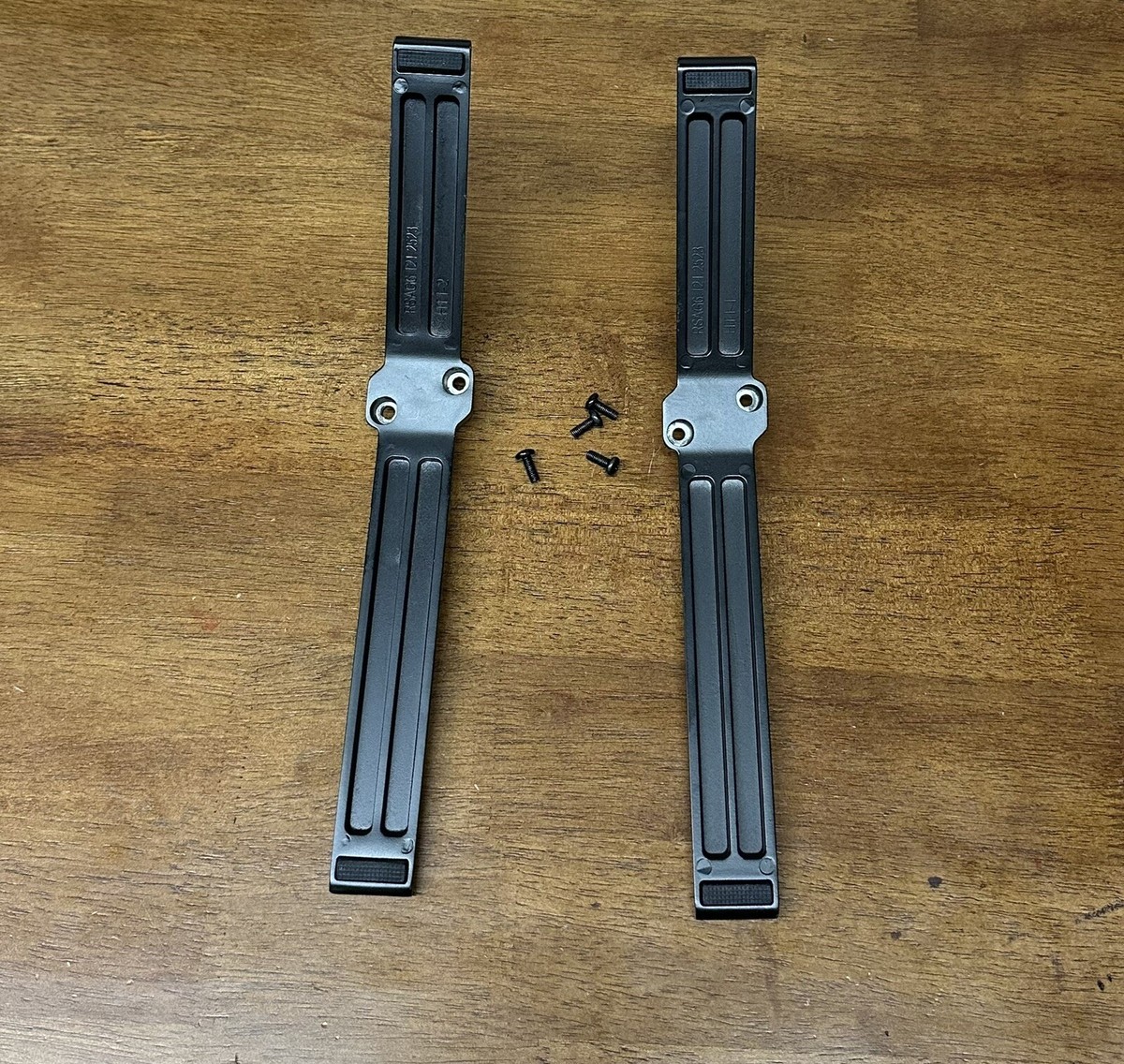 Toshiba 75” Tv Stand Legs For Model 75C350LU With Screws Original