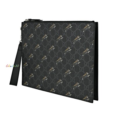 NWT Authentic Gucci 575136 GG Supreme Tiger Print Clutch/ Wristlet Pouch
