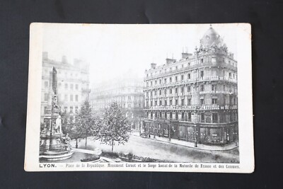 Alte Postkarte: Lyon - Place De La République. Monument Carnot