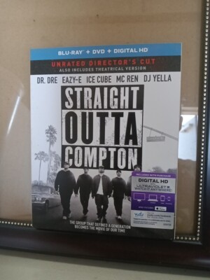 STRAIGHT OUTTA COMPTON (Unrated) Blu-Ray DVD No Digital 2016 W/ Slipcover L89
