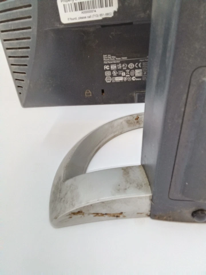 Dell UltraSharp 1905FP 19" DVI-D VGA LCD Monitor 1280x1024 w/Cord Works - Image 4 of 4