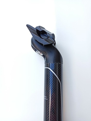 Giant Connect 3K Carbon & Alloy Seatpost - 30.9mm - 350mm - Black - 20mm Setback - Picture 2 of 6