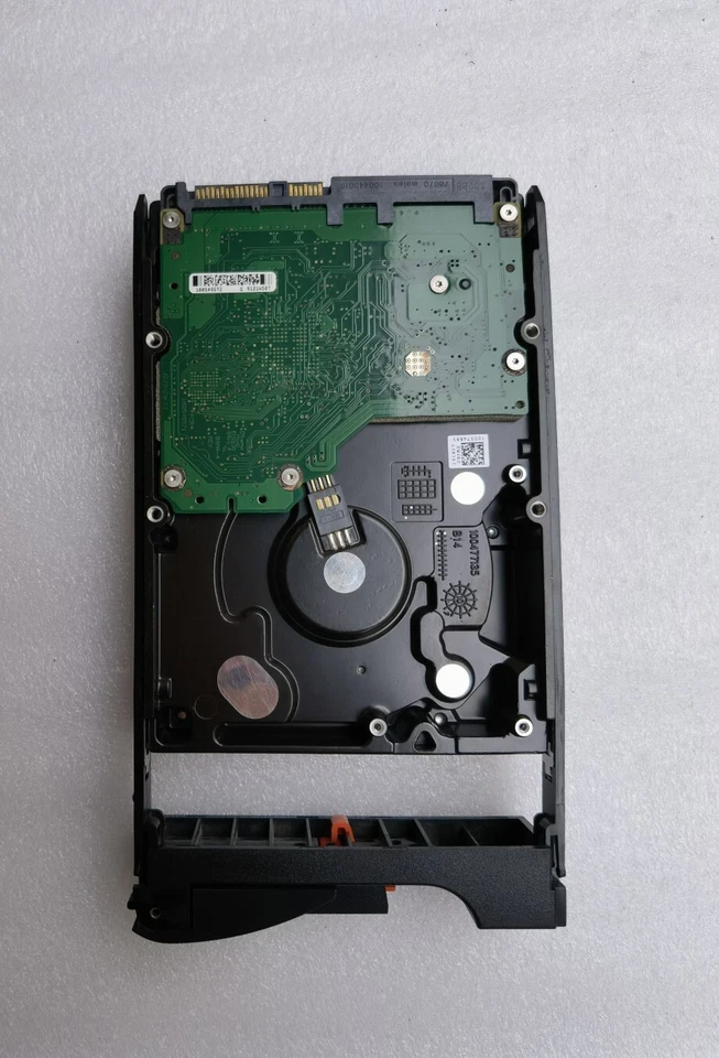 EMC AX-SS15-450 450G 15K 3.5" SAS Hard Drive 005048877 005048957 - Image 4 of 4