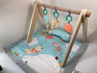Bright Starts Winnie the Pooh Tummy Time Baby Mat