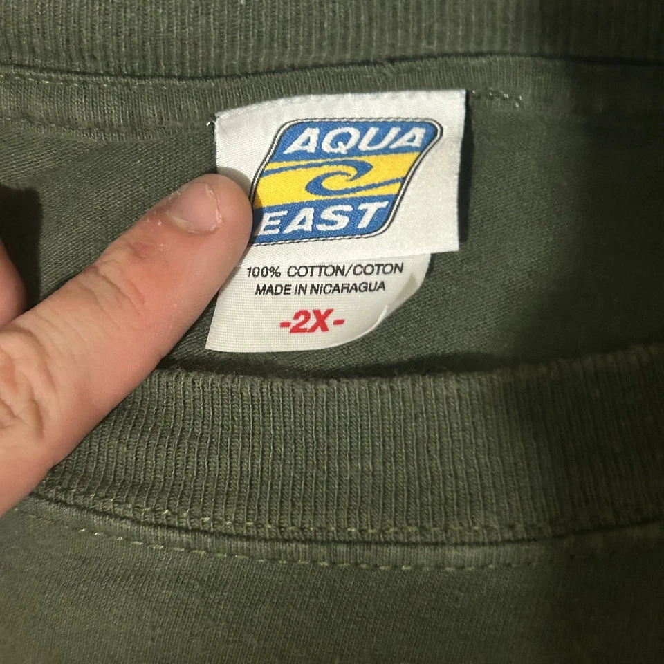 Vintage Aqua East Surf Shop T-Shirt Size XXL - Image 4 of 4