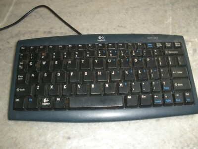 LOGITECH NETPLAY KEYBOARD Y-UC29 MINI KEYBOARD SONY PLAYSTATION