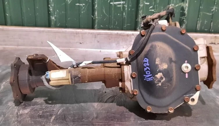 2011-2015 Chevrolet Silverado 2500 3500 Front Differential Carrier 3.73 Ratio - Image 2 of 3