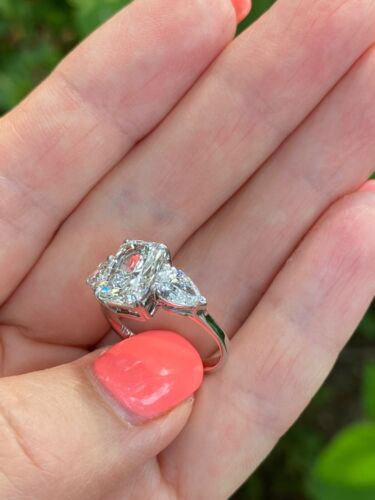 Bague de fiançailles 3 pierres IGI 2,72 ct E-VS1 laboratoire cultivé taille radiante diamant or 14 carats - Photo 9 sur 16