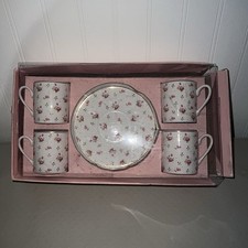 Grace Teaware - Cottagecore Porcelain 8 Piece Tea Set White & Gold W/ Pink Roses