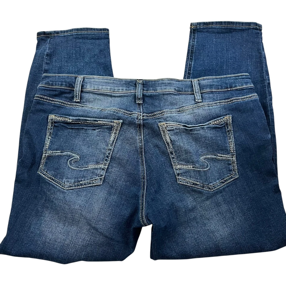 SILVER Boyfriend stretch jeans Women's Jeans Plus 18 x 27 - Image 2 of 3