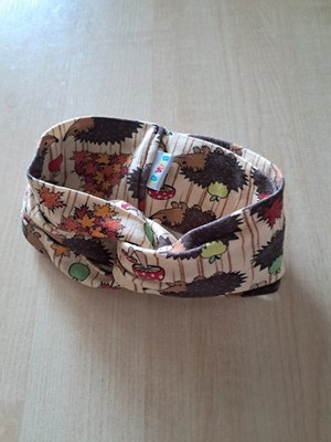 Knoten Stirnband  babauba, 98/104 , beige mit Igelmotiv