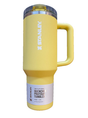 Stanley Flip Straw Quencher Protour 40oz Tumbler Daffodil - NEW
