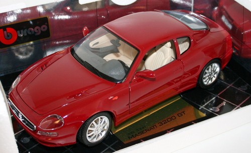 BURAGO 1/18 3341 MASERATI 3200 GT 1998 DARK RED - Picture 2 of 4