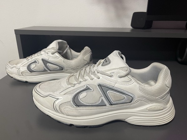 Dior B30 Weiss