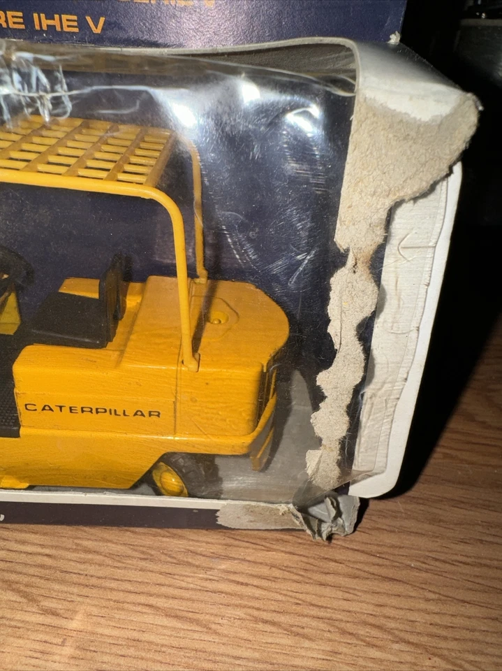 Carretilla elevadora de horquilla Joal 1/70 Caterpillar, Stk# 215 Foto 3 de 4