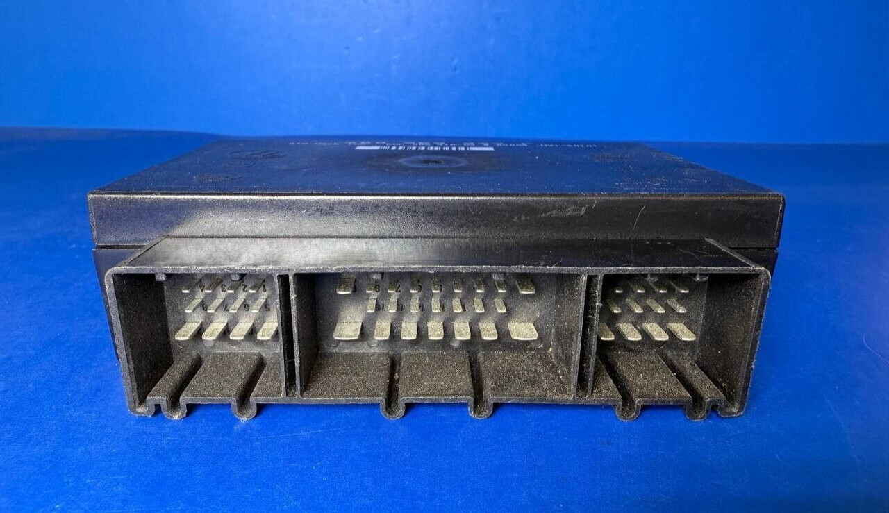 06 - 12 BENTLEY FLYING SPUR CENTRAL COMFORT ACCESS CONTROL MODULE 3D0959933F OEM