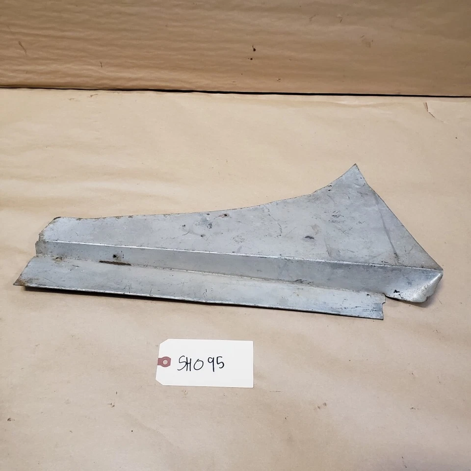 PANEL INTERIOR TRASERO ALEACIÓN ALUMINIO OEM JAGUAR XK140 XK Foto 4 de 4