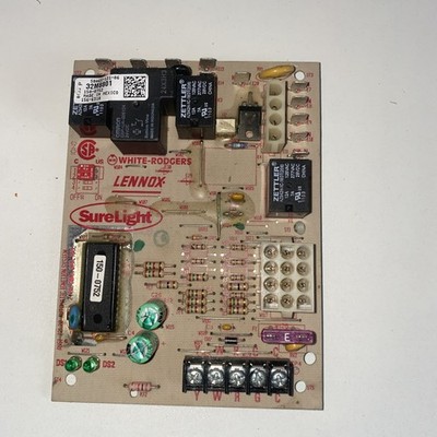 32M8801 White Rodgers 50A65-121-06 LENNOX  Board 150-0752  156-6310 TESTED  1-3