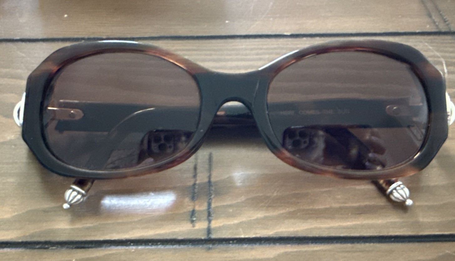 Brighton Hear Comes The Sun Small Scratchs Tortoise Oval Sunglasses 9G765-140