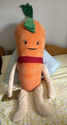 Giant Aldi Kevin the Carrot - Image 1 of 4