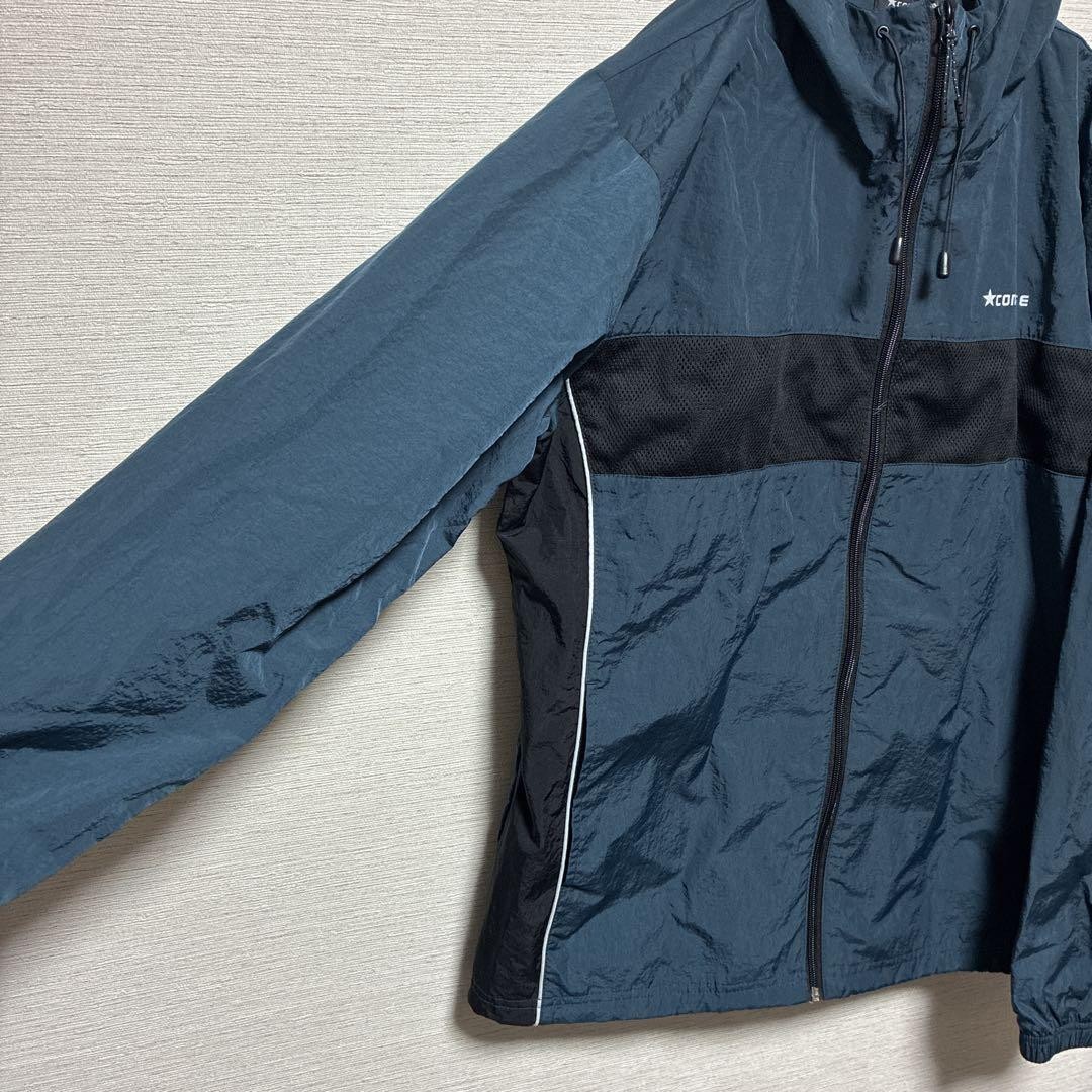 Converse nylon jacket L size - image 4