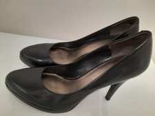 Nine West, Quabree,  Almond Toe,  4" Pump 6 (B,M ) BLACK Leather
