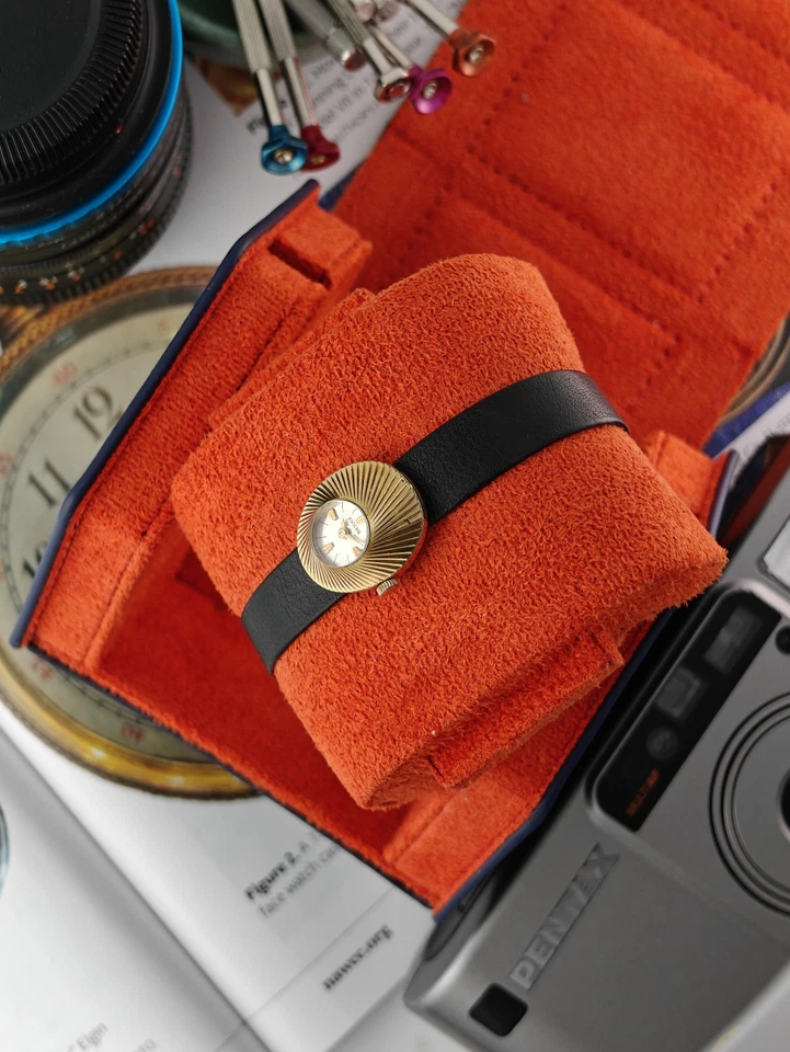 Reloj de cóctel Enicar Foto 4 de 4