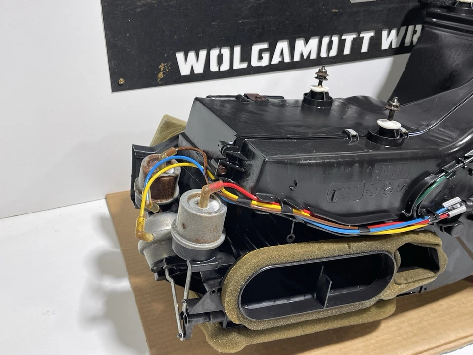 55115210AD Heater Core Housing Box w/ AC Blower Motor 99-01 Jeep TJ Wrangler - Image 4 of 4